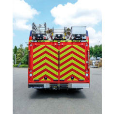 Reflektierende Prismenfolie elastisch selbstklebend grüngelb-rote Schraffur - Packung rechts- + linksseitig à 1 m